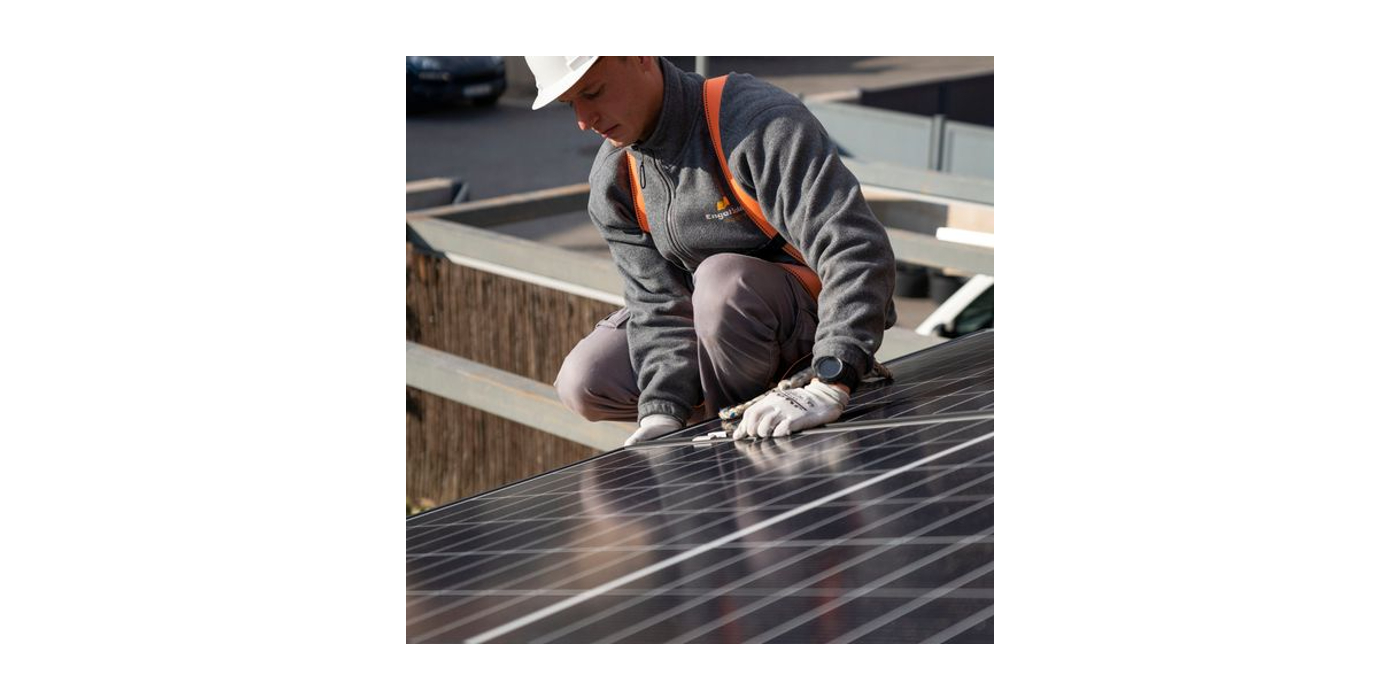 Engel Solar y Banco Sabadell se alían para promover el uso de la energía solar en el sector industrial